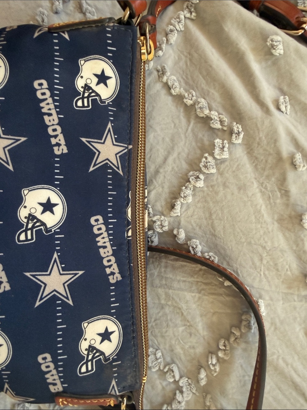 Dooney & Bourke Navy Dallas Cowboys Crossbody Bag - Picture 2 of 6